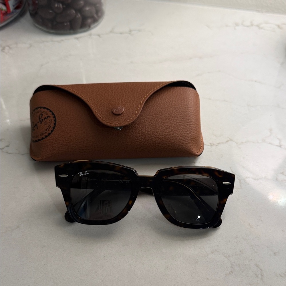 Ray-Ban State Street Tortoise Sunglasses with Brown Case